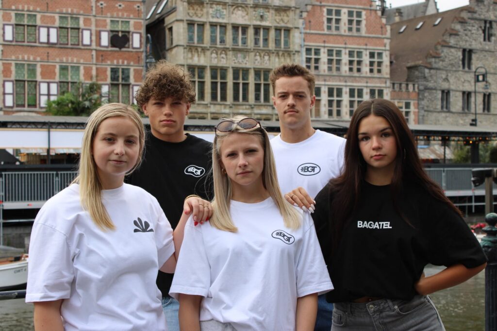Bagatel-Crew